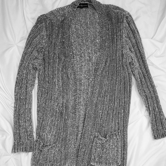 Soft, medium grey cardigan - Picture 2 of 3